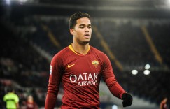 【龙八国际】小克鲁伊维特：未来会把C罗球衣裱起来 我最喜欢的球员是梅西