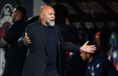 【龙八国际】科斯米：那不勒斯会遇到愤怒的国米，后者将展示实力和压倒性优势