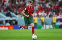 【龙八国际】鲁本-迪亚斯：葡萄牙队今天比赛强度不够，我们需要向前看