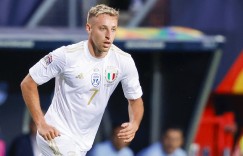 【龙八国际】安布罗西尼：弗拉泰西会很适合罗马，但很难想象国米会放他走