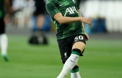 【龙八国际】天空：水晶宫准备超2000万镑求购本多克，不确定红军是否愿意放人