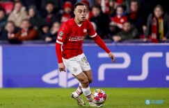 【龙八国际】埃因霍温总监：我们希望留住德斯特，他适合球队的比赛方式