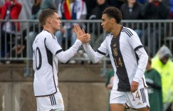 【龙八国际】穆西亚拉：最后的乌龙球让我们有点受伤，否则这将是完美的比赛