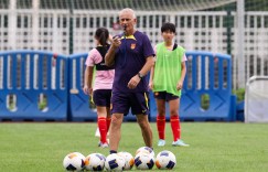 【龙八国际】记者：U17女足主帅说目标夺冠，然后把能称为竞争对手的都输一遍