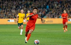 【龙八国际】热身赛-中国女足vs荷兰首发：唐佳丽、张馨先发 王霜、沈梦雨替补