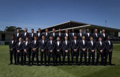 【龙八国际】?帅！葡萄牙队西装全家福：C罗领衔，B费、B席在列