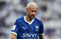 【龙八国际】伤两个月后刚复出?新月官方：内马尔因胃痛缺席球队训练