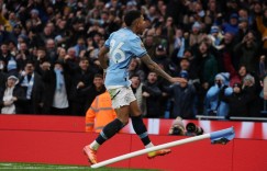 【龙八国际】萨维尼奥：我和哈兰德互相理解，每当他在禁区我总是会传球给他