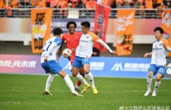 【龙八国际】江西庐山队0比0憾平上海嘉定汇龙 现场共有7681名球迷观赛