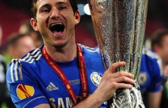 【龙八国际】23年前的今天，切尔西以1100万镑签下了兰帕德，之后的故事….