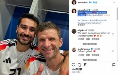 【龙八国际】穆勒称赞京多安：我们的队长，世界级的表现