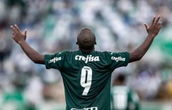 【龙八国际】未出道便成名的16岁少年，已获所有豪门青睐