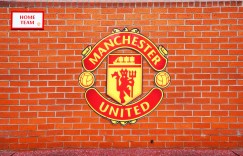 【龙八国际】曼联10月英超赛程时间变更：曼市德比和战切尔西均被推迟