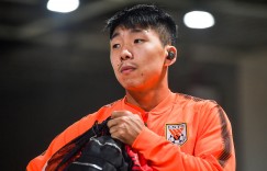 【龙八国际】鲁媒：金敬道因伤暂未回泰山队合练 郭田雨最快第11轮就能出场