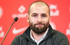 【龙八国际】摩纳哥总监：建议曼联规划好接下来的五年，稳扎稳打勿急于求成