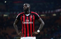 【龙八国际】队报：米兰可能中断租借巴卡约科，瓦伦西亚对其有意