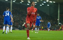 【龙八国际】记者：我获悉斯特林加盟蓝军前表示愿重返利物浦，但被红军拒绝