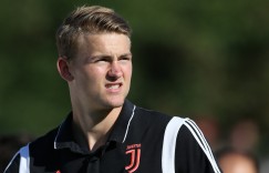 【龙八国际】法尔克：在与德里赫特交流后，拜仁确认自己是其转会首选俱乐部