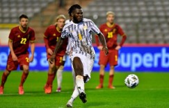 【龙八国际】科贝电台：巴萨目前还无法给凯西和克里斯滕森注册