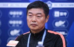 【龙八国际】金钟夫：张威的伤势目前还不明朗 球队老将连续作战体能不充分