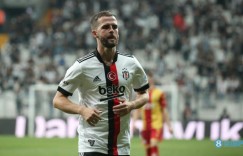 【龙八国际】跟队记者：巴萨已收到来自里昂对皮亚尼奇的报价