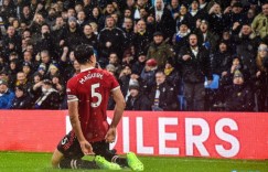 【龙八国际】范德贝克力挺马奎尔：他面对嘘声踢出了表现，他有强大的个性