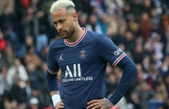 【龙八国际】接受球员交换！巴黎人报：巴黎将内马尔推荐至曼城但遭拒绝