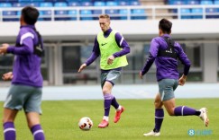 【龙八国际】贝里奇：我可能在进球方面还有所欠缺 会帮助梅里达熟悉球队