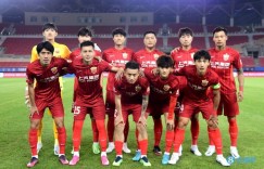 【龙八国际】足球报：海港必须告别超级外援+东亚系模式，不换代恐输掉未来