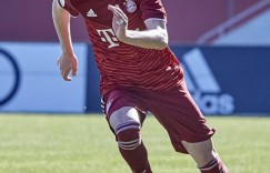 【龙八国际】每体：尤文和巴萨在竞争17岁的伊尔迪兹，现阶段尤文领先