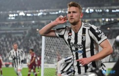 【龙八国际】记者：拜仁想先处理莱万再谈德里赫特，德里赫特再次表态想去拜仁