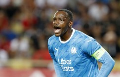 【龙八国际】法新社：即将加盟雷恩，37岁老将曼丹达今天将接受体检