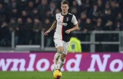 【龙八国际】标准晚报：切尔西将继续推进与阿克和德里赫特的谈判