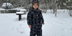 【龙八国际】济南大雪，克雷桑社媒晒儿子照片：他第一次看到雪