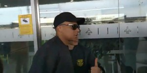 【龙八国际】顺路去趟马德里？?记者：姆巴佩人在巴塞罗那，他是来这里度假