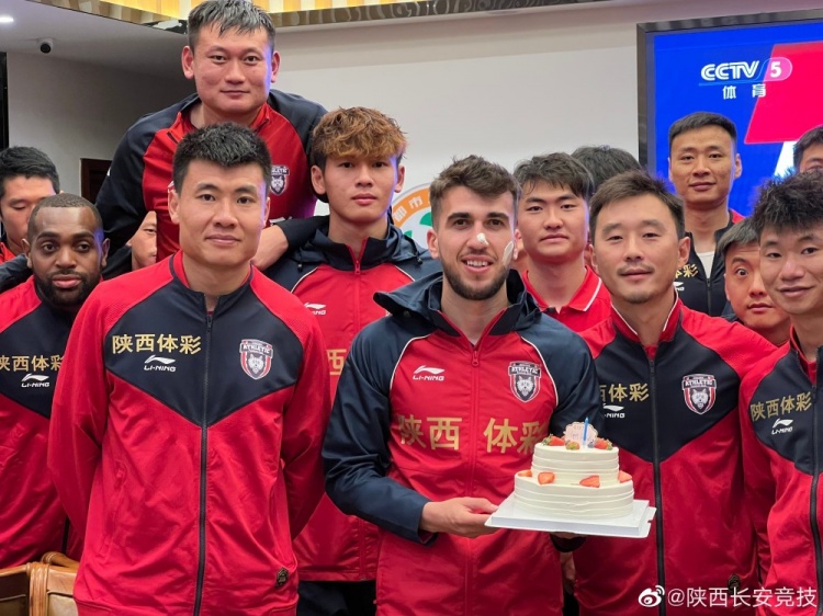 陕西长安竞技外援德亚科努单方面解约:半年没拿到一分钱