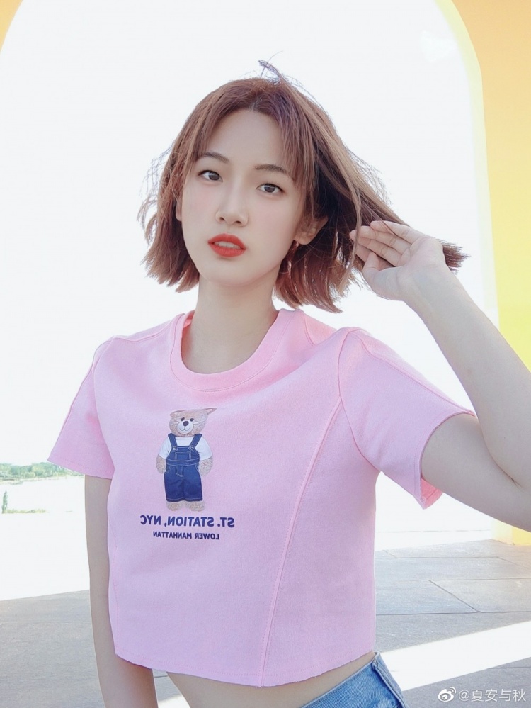 主持夏安晒照:上一次出去当游客已经是好久好久之前了