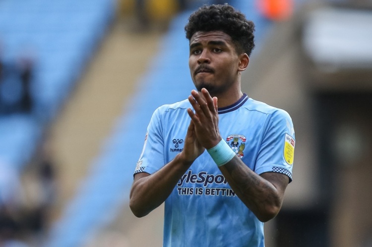 记者:伯恩利准备租借切尔西小将伊恩-马特森