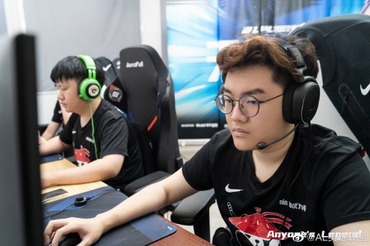 团队的凝聚力!AL向死而生新赛季拿下三连胜