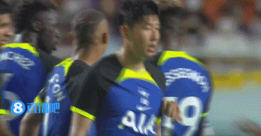 孙兴慜热身赛中场与对手发生冲突,理查利森火速上前拉架?