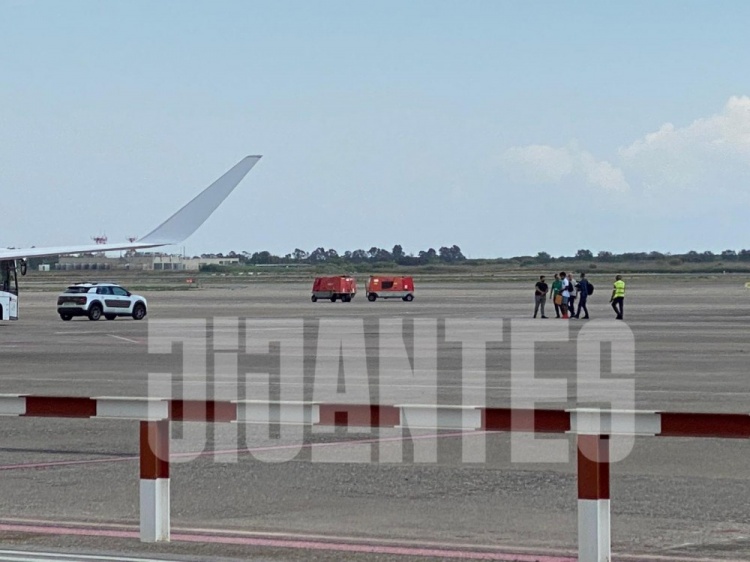 【转会中心】孔德飞抵巴萨!博格巴无缘世界杯?!C罗去哪儿?