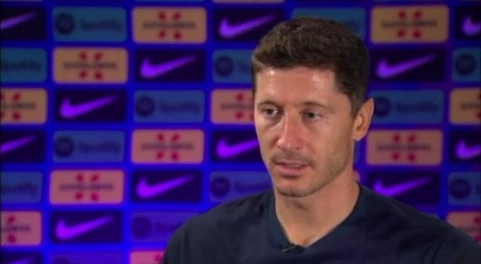 莱万：我离开拜仁与哈兰德无关 俱乐部想找理由否则难向球迷解释