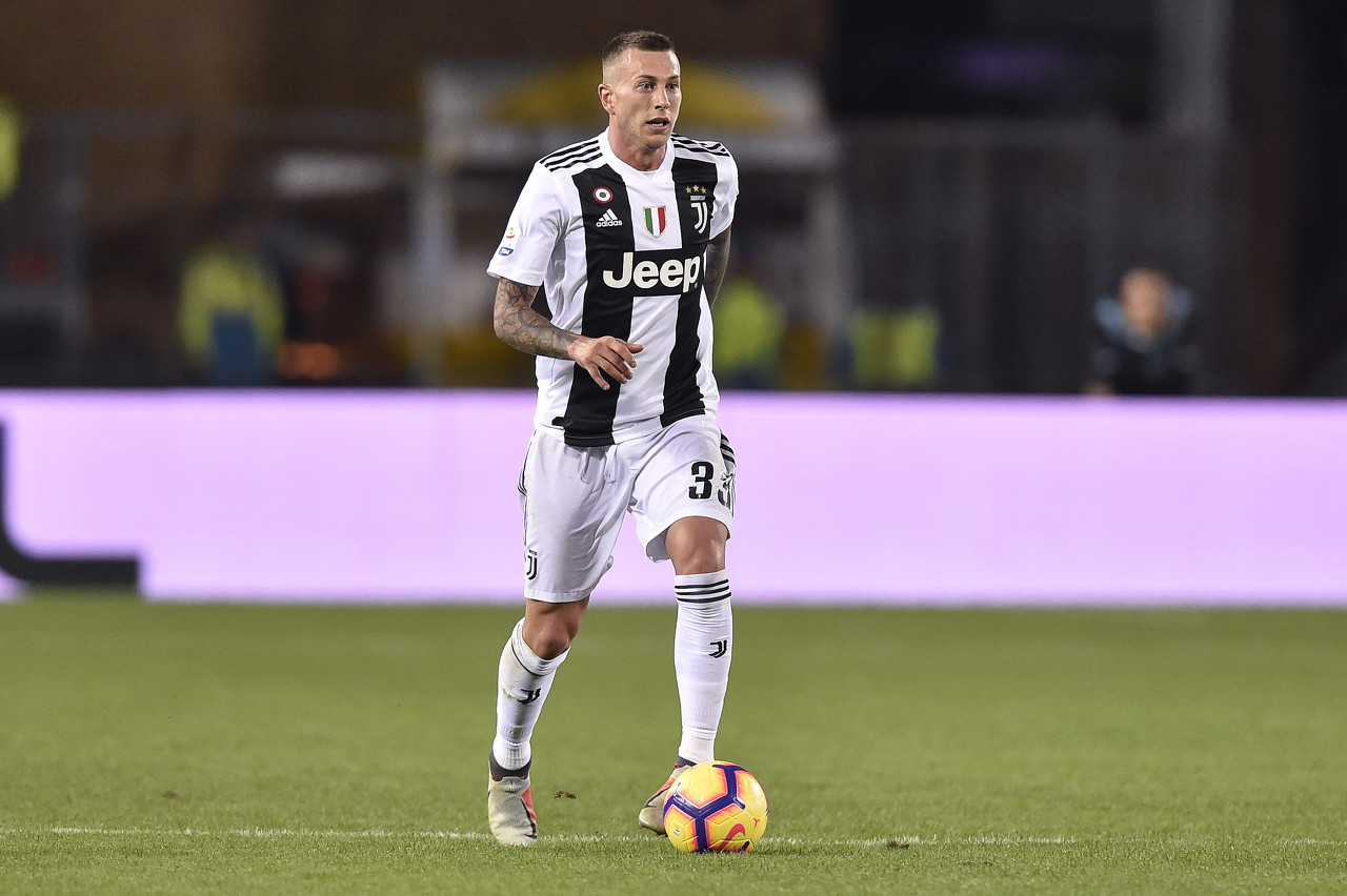 斯基拉:贝纳德斯基在多伦多FC年薪500万欧,合同期至2025年12月