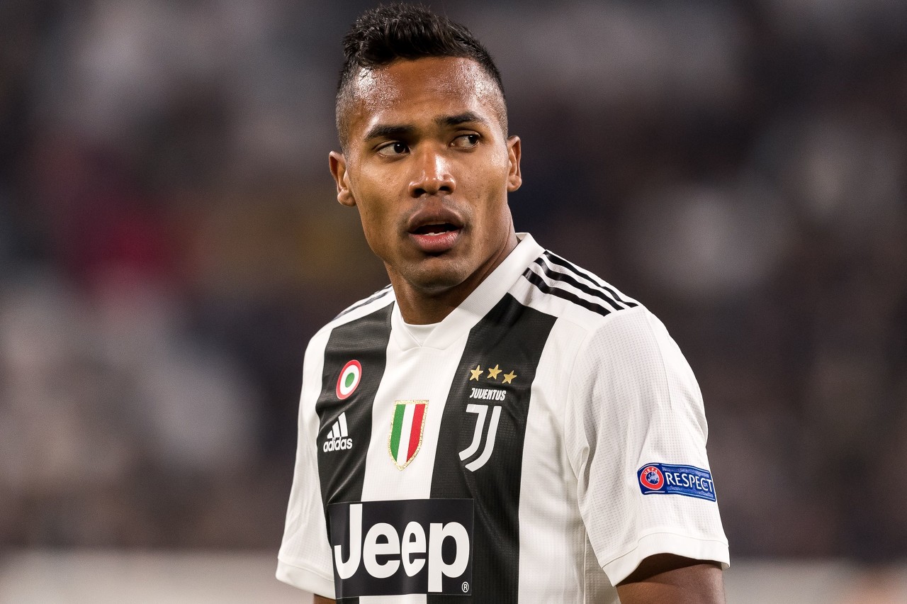 意媒:桑德罗表现退步,尤文希望卖掉他筹集资金并节约年薪