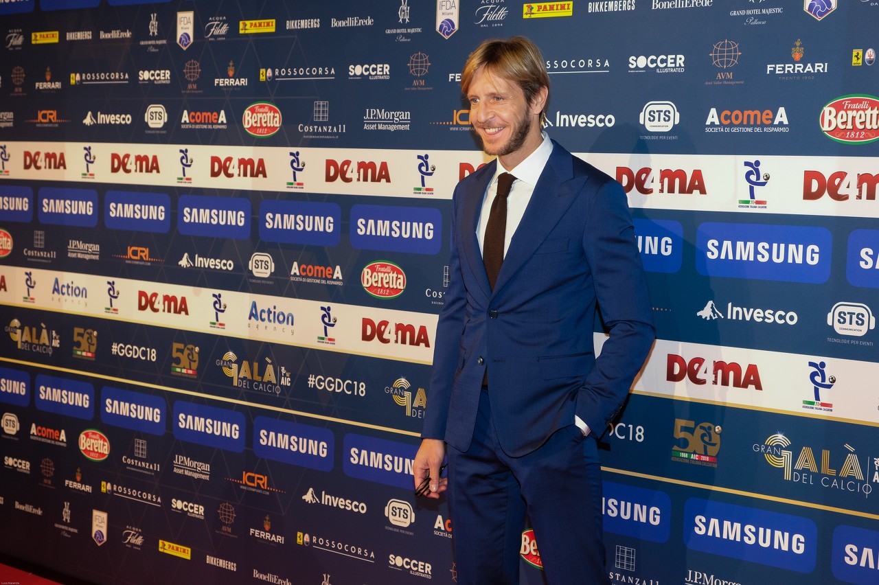 安布:齐耶赫比德凯特莱尔更加经验丰富,但我们不一定非要二选一