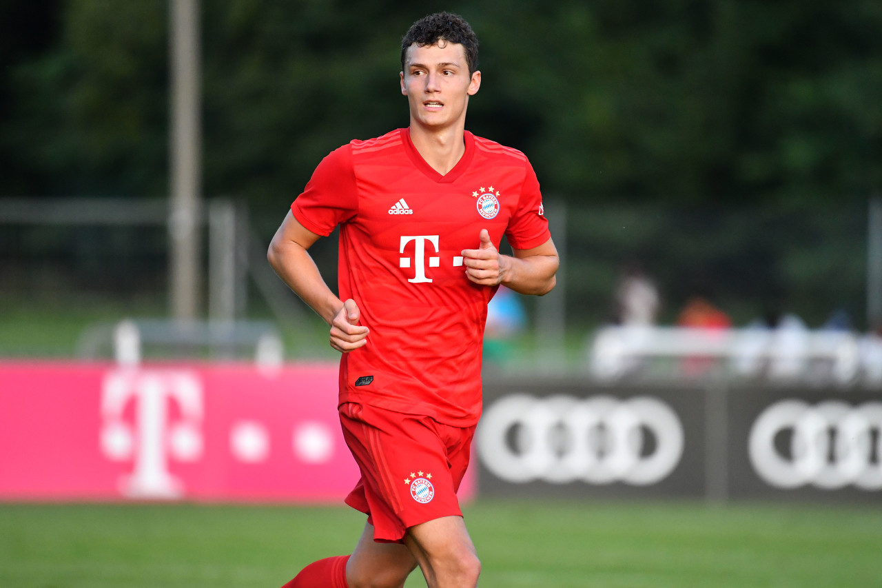 全市场主编:拜仁提出将帕瓦尔加入德里赫特交易,尤文拒绝