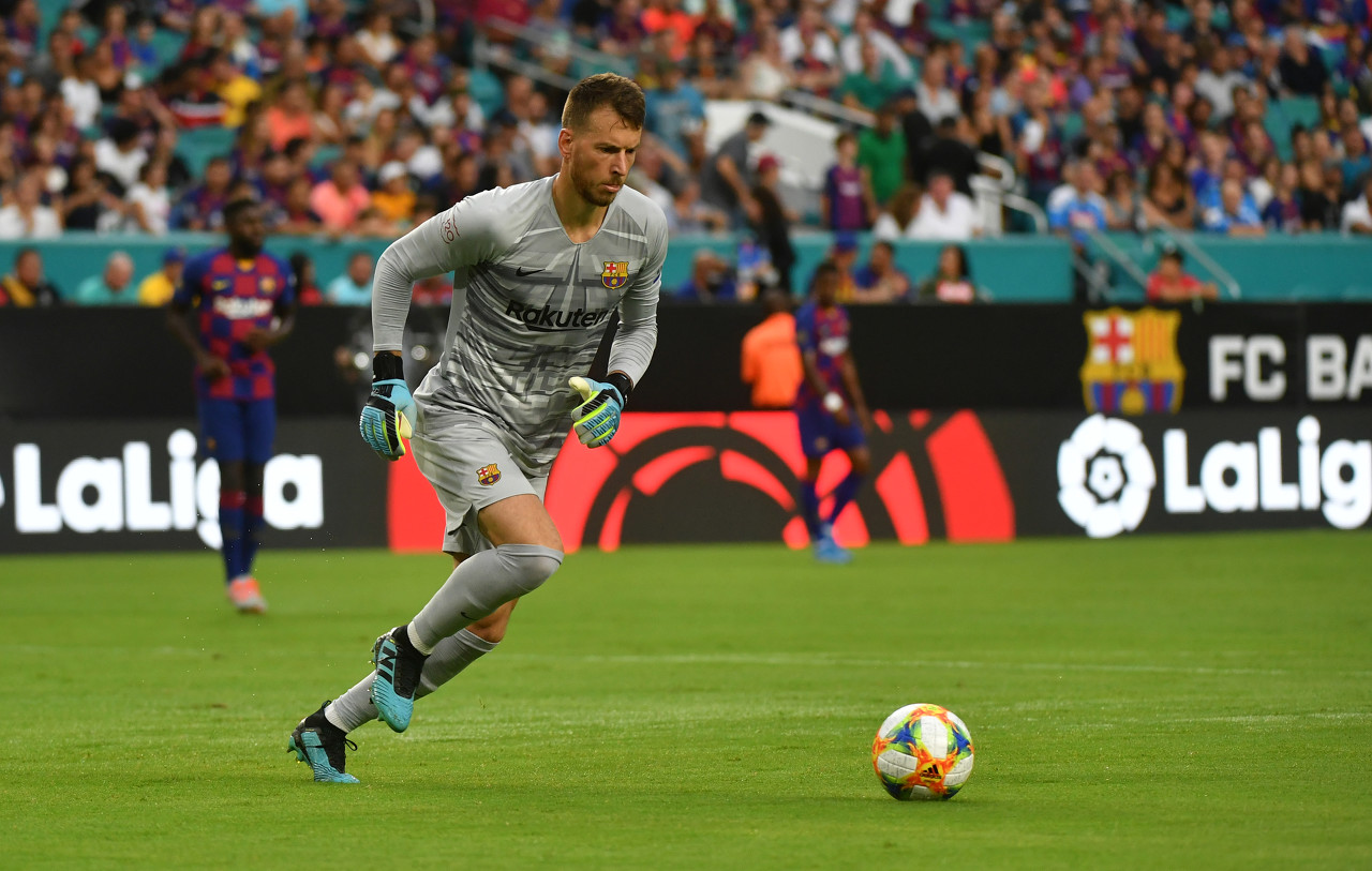 每体:塞尔塔有意引进内托,巴萨考虑给球员自由身