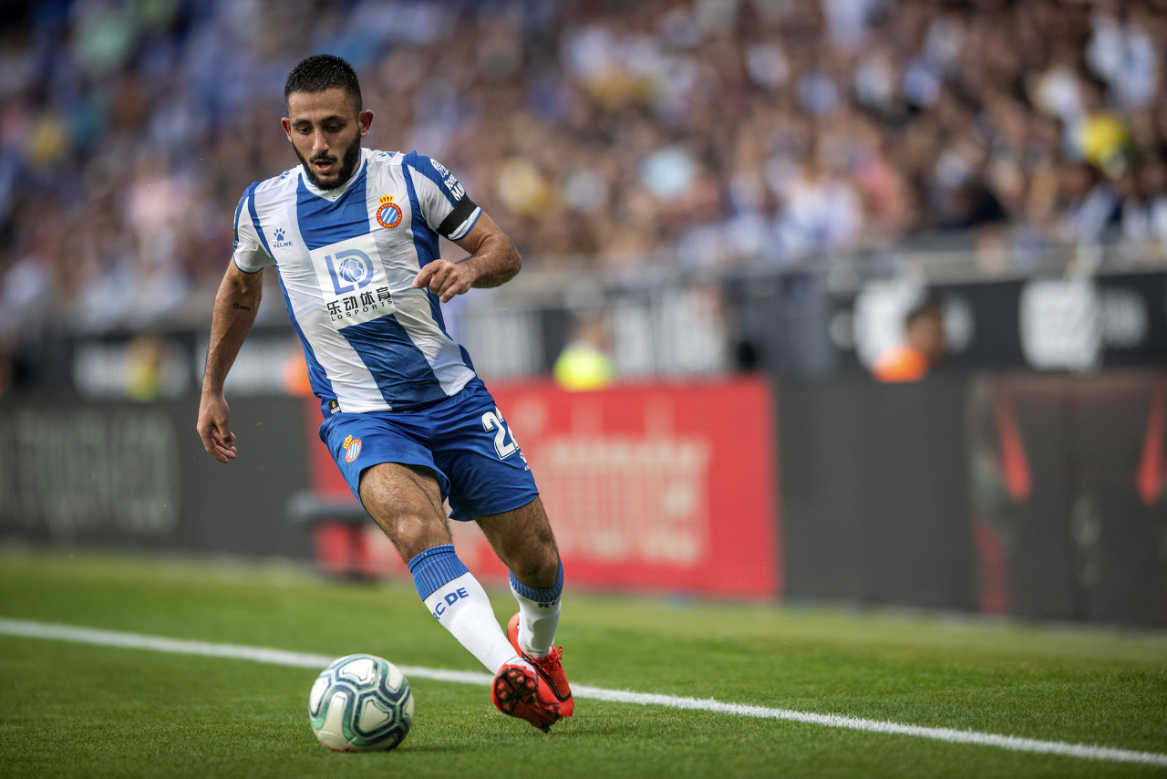 58继续同城?记者:海港有意签回武磊+引进巴尔加斯