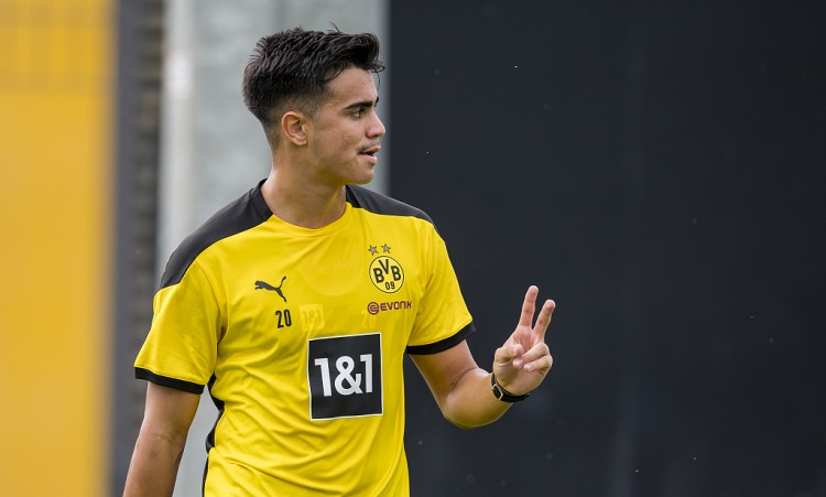 葡媒:皇马不愿分担部分薪水,本菲卡放弃租借雷尼尔