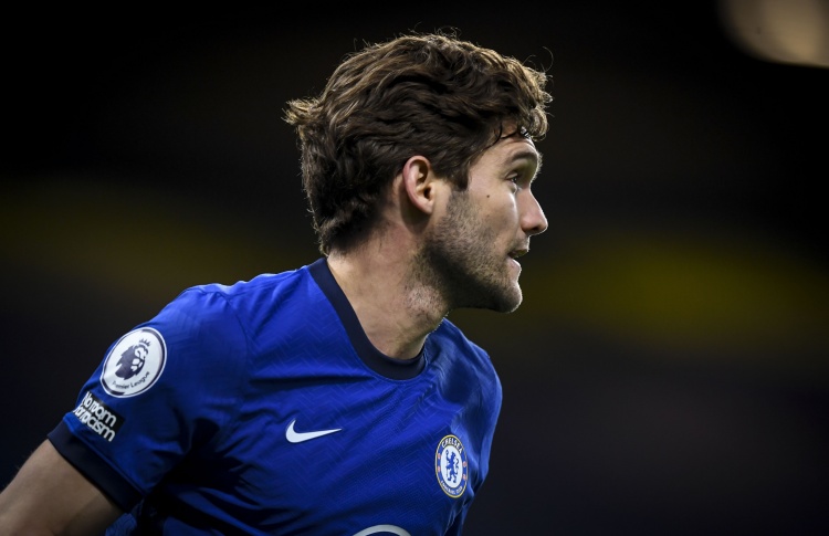 每体:切尔西对巴萨频频截胡感到愤怒,不卖AZP和阿隆索